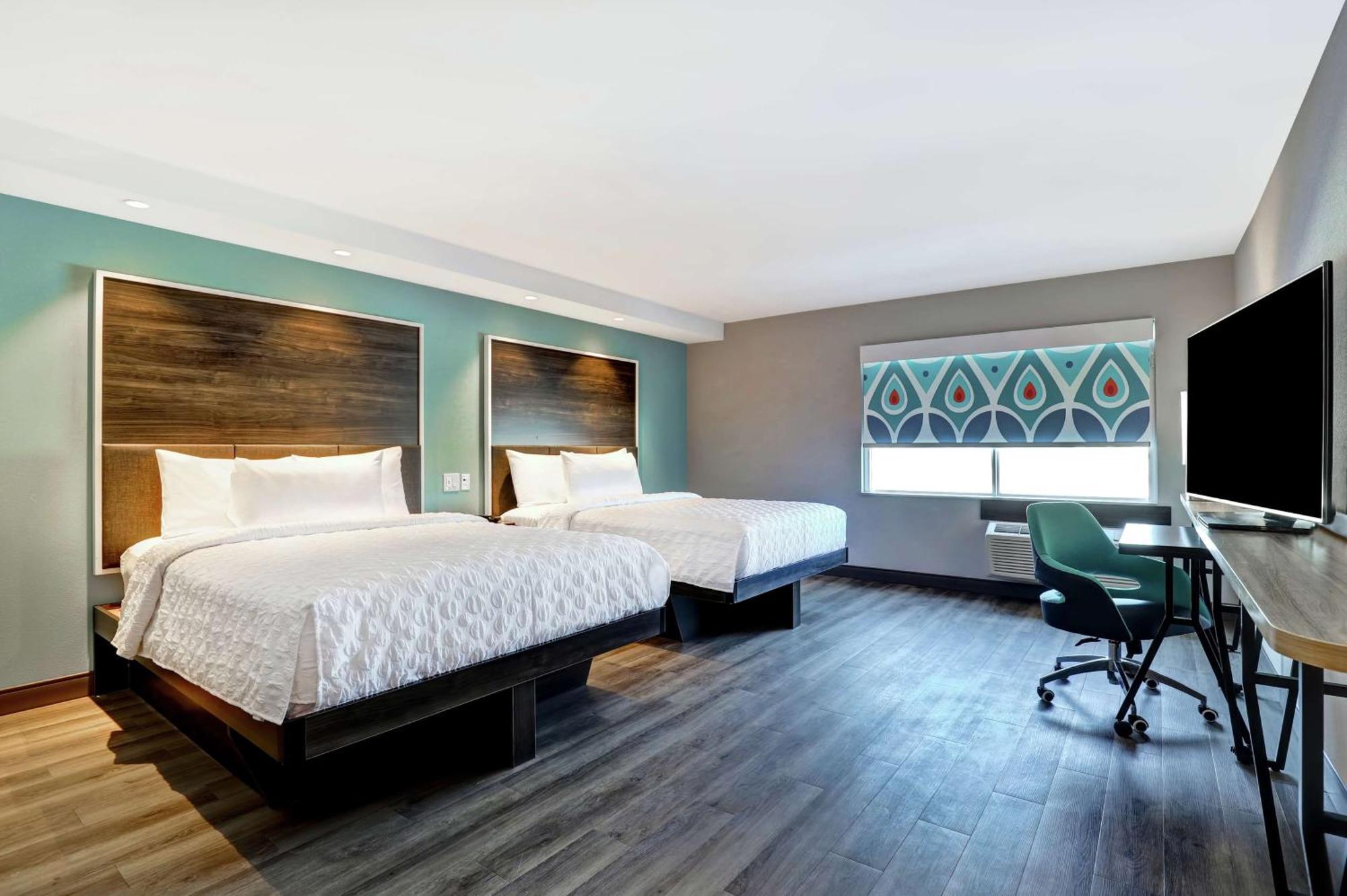 Tru By Hilton Edmonton Windermere Buitenkant foto